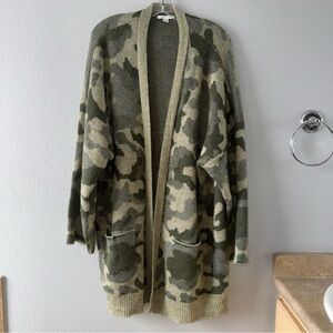American Eagle Outfitters Camouflage Cardigan-SZ XXL